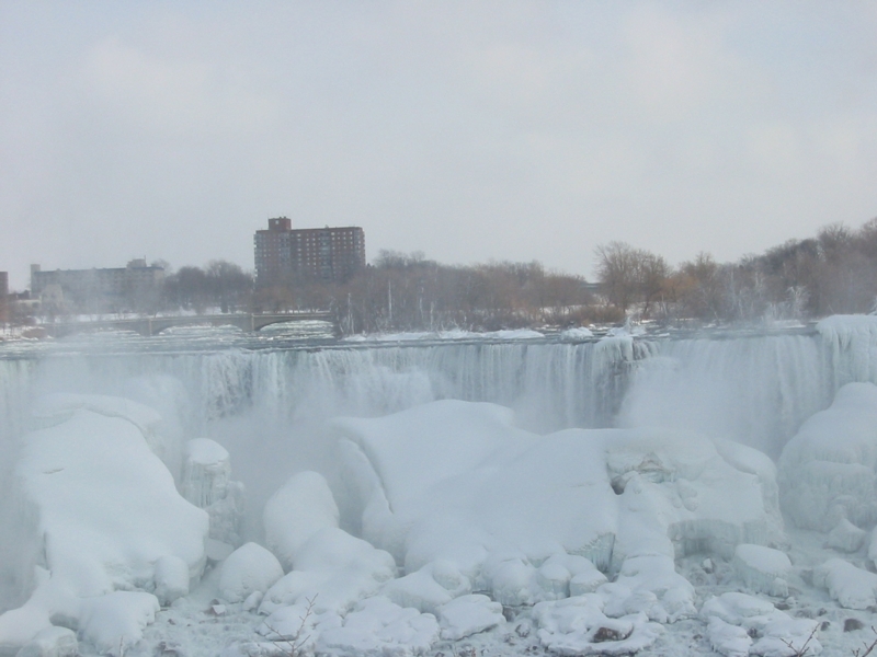015-American_Falls.jpg